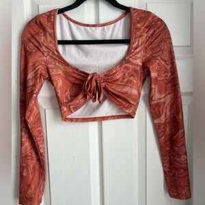 SHEIN Orange Swirl Long Sleeve Crop Top